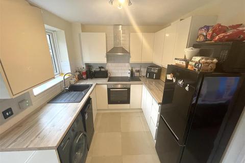 2 bedroom end of terrace house for sale, Lambourn Drive, Off Racecourse Lane, Shrewsbury