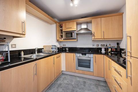 1 bedroom flat to rent, Canary Central, Canary Wharf, London, E14