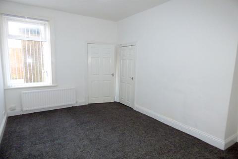 2 bedroom flat to rent, Collingwood Street, South Shields