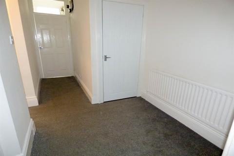 2 bedroom flat to rent, Collingwood Street, South Shields