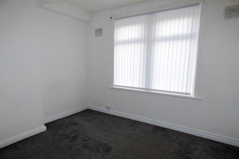 2 bedroom flat to rent, Collingwood Street, South Shields