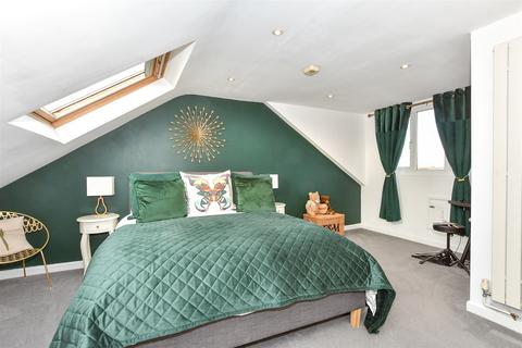 4 bedroom terraced house for sale, Hewett Road, Portsmouth, Hampshire