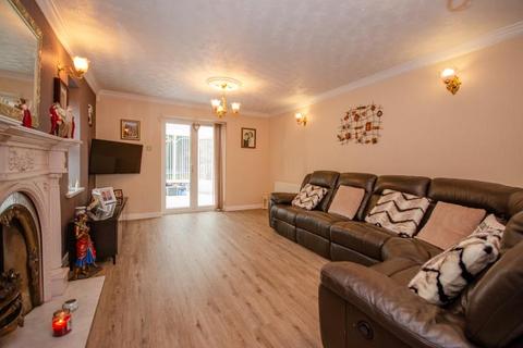 1 Ambleway, Walton Le Dale, Preston, PR5 4JF
