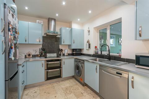 61a Bower Lane, Eaton Bray, Dunstable, LU6 1RB