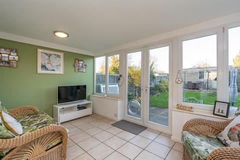 61a Bower Lane, Eaton Bray, Dunstable, LU6 1RB