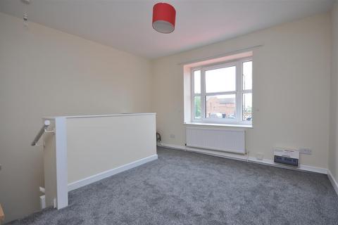 2 bedroom flat to rent, The Village, Haxby , York