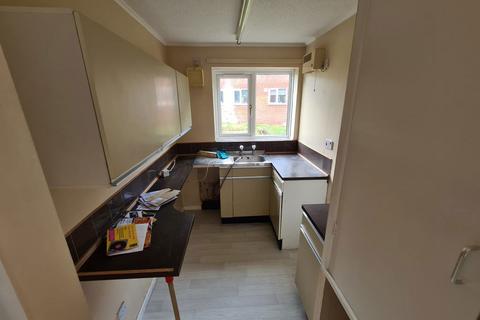 Studio to rent, Armitage Way, Cambridge