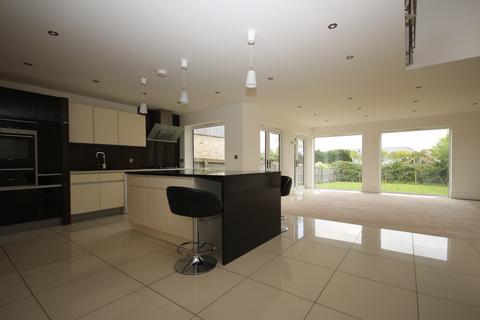 4 bedroom detached house to rent, Upherds Lane, Ely, Cambridgeshire