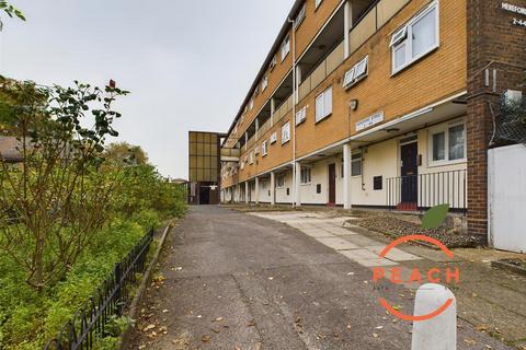 4 Hereford Street, London, E2 6EX