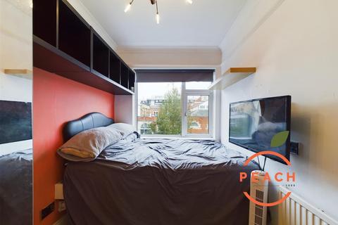 4 Hereford Street, London, E2 6EX