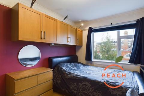 4 Hereford Street, London, E2 6EX