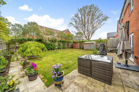 4 bedroom detached house for sale, Wood Croft, Billingshurst, RH14