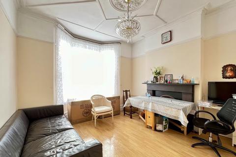 3 bedroom terraced house for sale, Ranelagh Road, London NW10