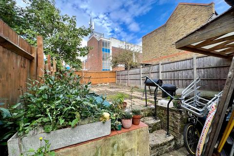 3 bedroom terraced house for sale, Ranelagh Road, London NW10