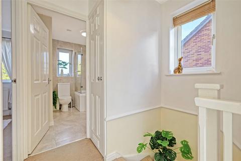 2 bedroom end of terrace house for sale, Stapleford End, Wickford, Essex, SS11