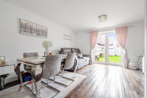 2 Birch Close, Bracklesham Bay, Chichester, PO20 8FS