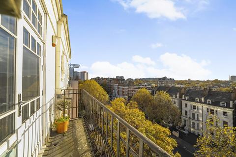 2 bedroom penthouse for sale, Maida Vale, St Johns Wood