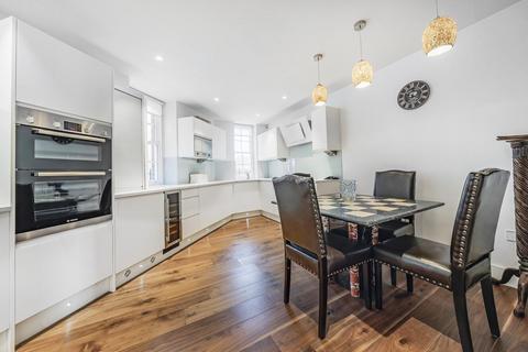 2 bedroom penthouse for sale, Maida Vale, St Johns Wood