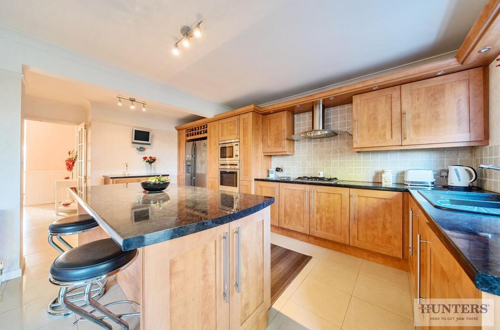 Kitchen/Breakfast Room View 2