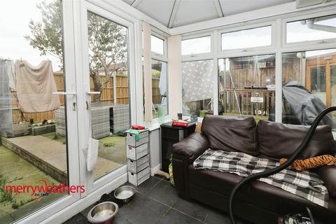 3 bedroom bungalow for sale, Disraeli Grove, Maltby, Rotherham