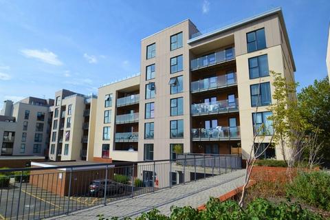 1 bedroom apartment for sale, Manor Way, Borehamwood, WD6