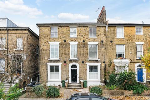 2 bedroom flat to rent, Bartholomew Road, London