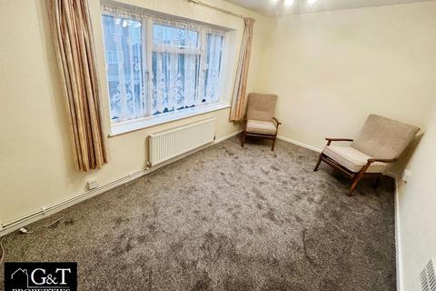 3 bedroom terraced house to rent, Stirling Road, Dudley