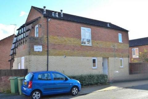 2 bedroom maisonette for sale, Plumstead Avenue, Milton Keynes MK13