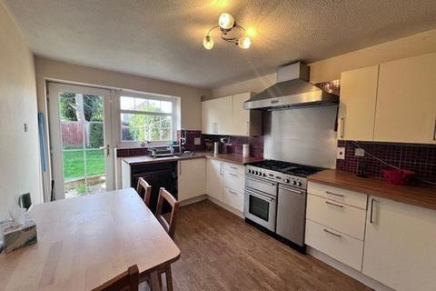 4 bedroom detached house to rent, Kindlewood Drive, Toton, NG9 6NE