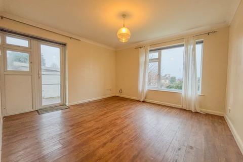 2 bedroom apartment to rent, Elm Lane, Bristol BS6