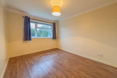 2 bedroom apartment to rent, Elm Lane, Bristol BS6