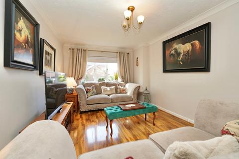 17 Barn Close, Hartford, Huntingdon, PE29 1XF