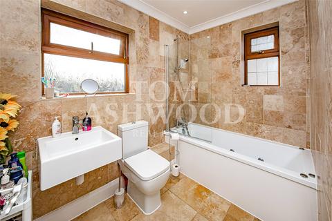 16 Webster Road, Stanford-le-hope, SS17 0BD