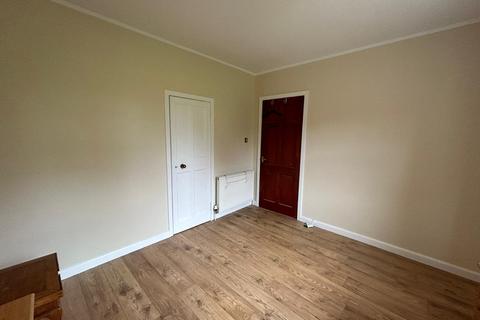 2 bedroom flat to rent, Sycamore Place, Dundee DD2