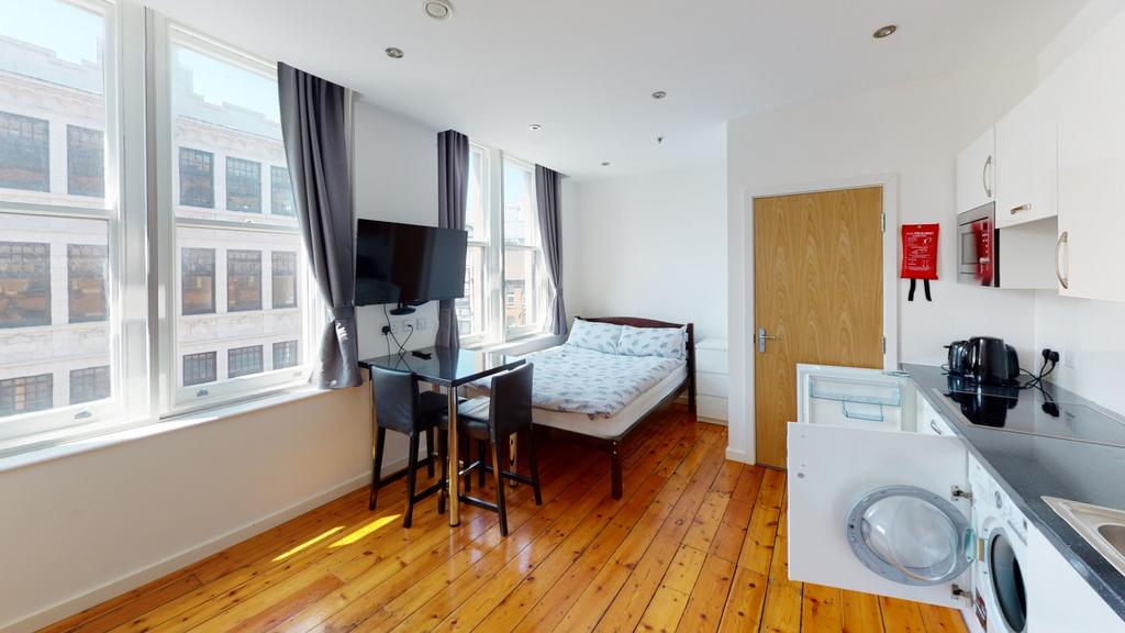 306-UPS-Bedroom