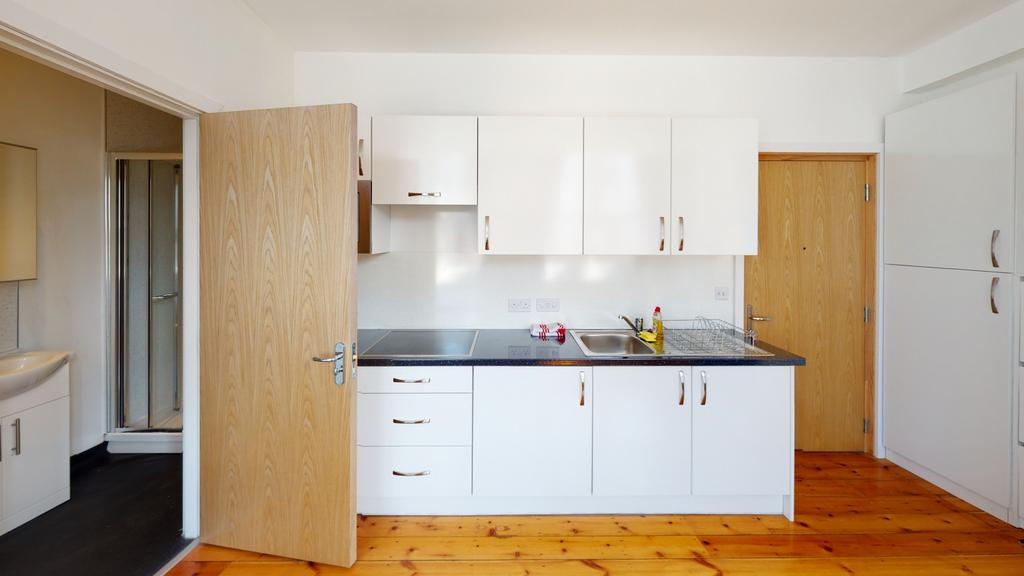 306-UPS-Kitchen