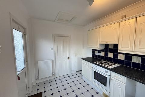 2 bedroom terraced house to rent, Mountain Ash, CF45