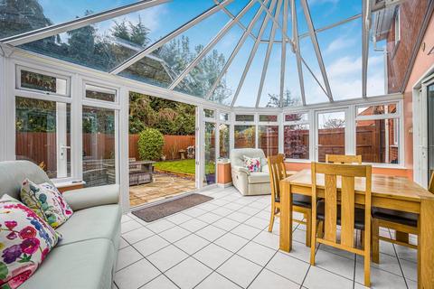 4 bedroom detached house for sale, Niven Courtyard, Cheltenham, Gloucestershire, GL51