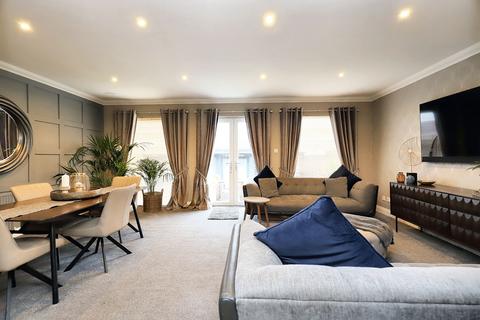 14 Dunrobin Road, ML6 8LP