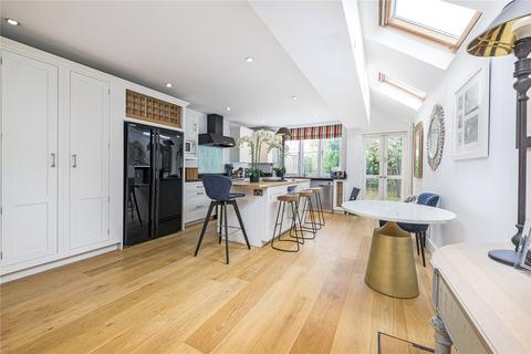 5 bedroom end of terrace house for sale, Bendemeer Road, London, SW15