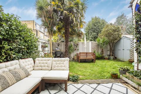 2 bedroom flat for sale, Upper Richmond Road, Putney, SW15