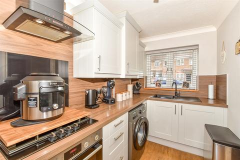 2 bedroom end of terrace house for sale, Colonel Stephens Way, St. Michaels, Tenterden, Kent