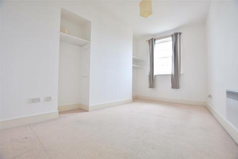 2 bedroom apartment to rent, The Crescent, Gloucestershire GL1