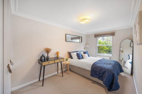 3 bedroom apartment for sale, Battersea Bridge Road, London SW11