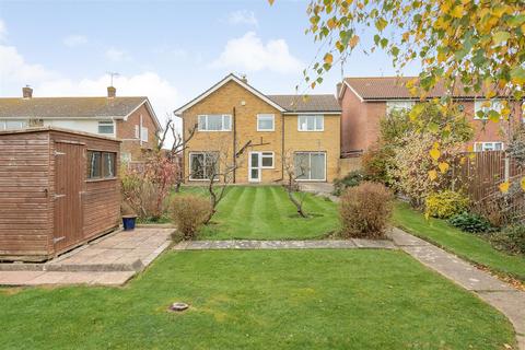 4 bedroom detached house for sale, Hazlemere Road, Seasalter, Whitstable