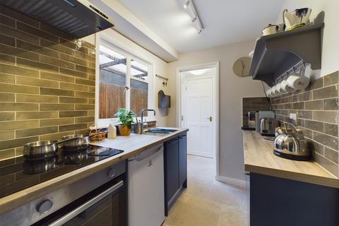 2 bedroom terraced house for sale, Albany Road, Reading, Reading, RG30