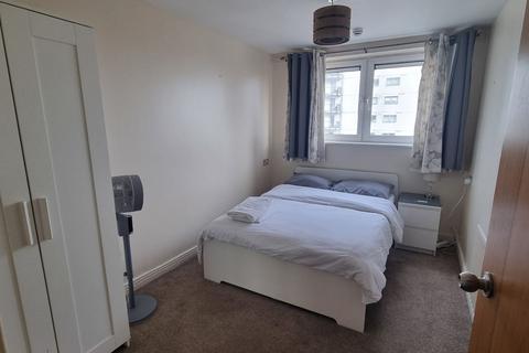 2 bedroom flat to rent, Sark Tower, Erebus Drive, London