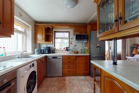 3 bedroom semi-detached house for sale, Materman Road, Bristol