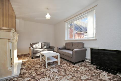 3 bedroom property to rent, Beadnell Place, Newcastle Upon Tyne NE2