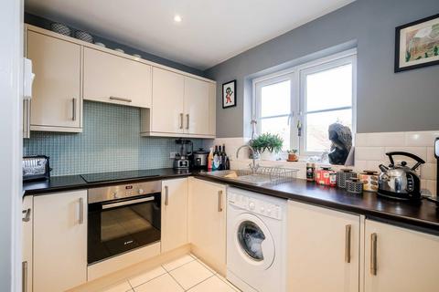 1 bedroom flat for sale, Loughton IG10